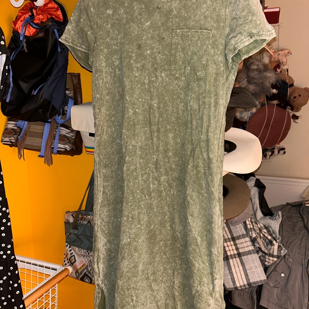 Time and Tru Olive Midi Dress